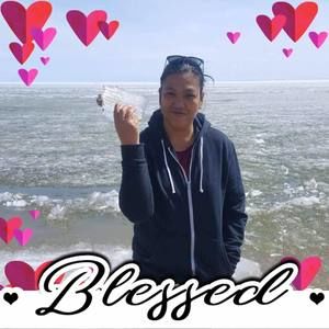 Meet your Posher, Noemi lynne